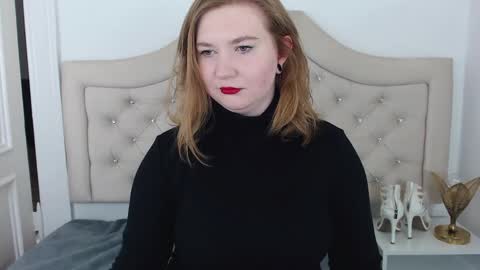 LaraFlirt online show from January 29, 7:11 pm