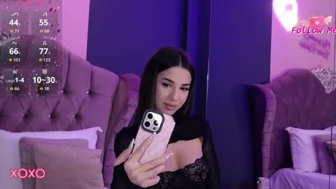 Snapshot of larakent chatting on June 3, 8:03 pm LaraKent online show from June 3, 8:03 pm