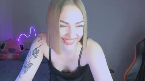 LaraKrein lk online show from November 23, 3:45 pm