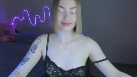 LaraKrein lk online show from December 5, 6:48 pm