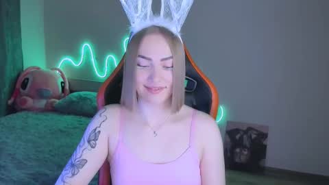 LaraKrein lk online show from January 8, 4:42 pm