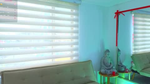 Lara  online show from January 8, 3:39 pm