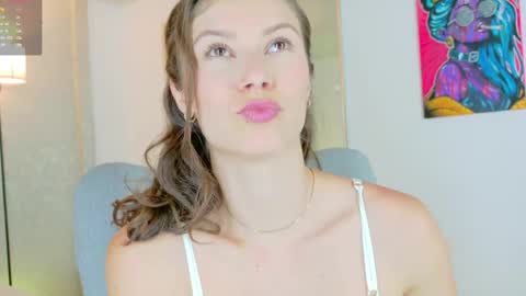 Lara  online show from April 29, 2:10 pm