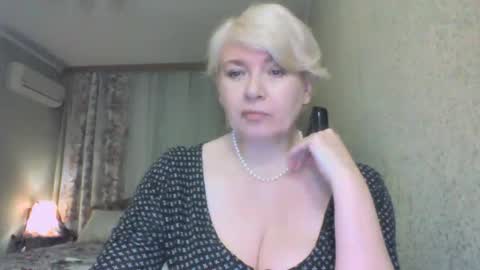 laramrs online show from February 27, 5:46 pm