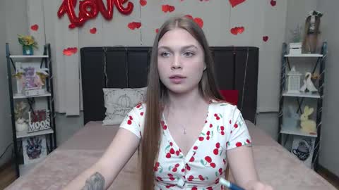 LaraPika online show from March 14, 7:30 pm