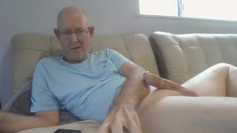 largerthan-   say hi on entry online show from March 8, 1:03 am