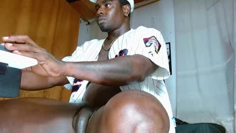 Snapshot of largo_eddy chatting on January 4, 11:11 am Largo eddy online show from January 4, 11:11 am