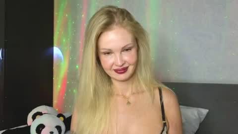 LarineGMT7  UTC6  online show from July 26, 2:53 am