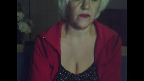 larisaq4ugo24 online show from September 27, 5:40 pm