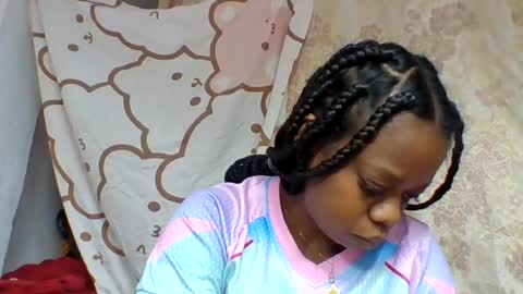 larissa645771 online show from July 21, 2:36 am
