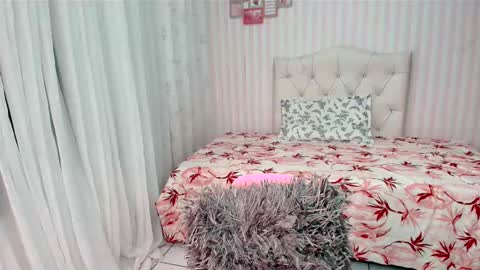 Larissas online show from March 12, 11:12 pm