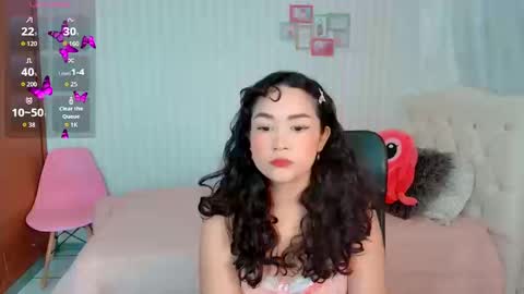 Larissas online show from September 26, 8:24 pm
