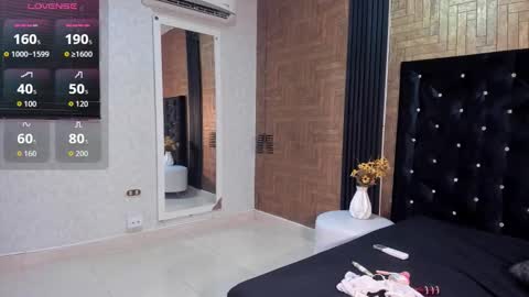       online show from February 15, 8:27 pm