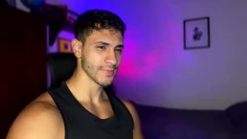 Snapshot of larry_jones chatting on January 21, 2:26 pm andrew online show from January 21, 2:26 pm