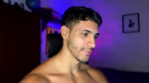 Snapshot of larry_jones chatting on January 22, 5:38 pm andrew online show from January 22, 5:38 pm