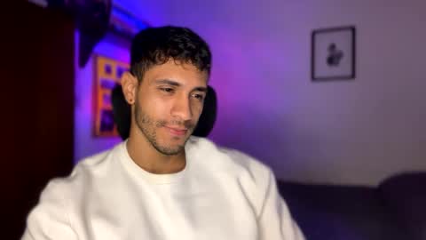 Snapshot of larry_jones chatting on January 23, 5:10 pm andrew online show from January 23, 5:10 pm