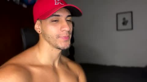 Snapshot of larry_jones chatting on February 23, 5:29 pm andrew online show from February 23, 5:29 pm