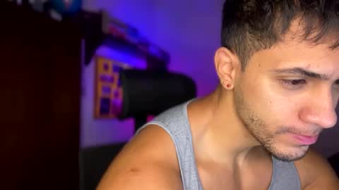 Snapshot of larry_jones chatting on February 26, 2:46 pm andrew online show from February 26, 2:46 pm