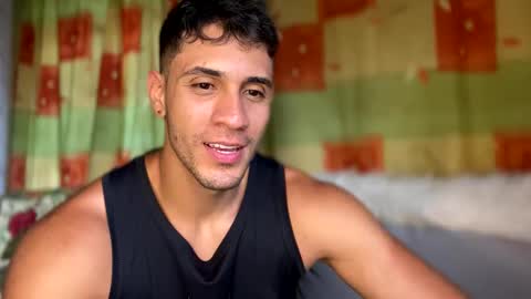 Snapshot of larry_jones chatting on February 27, 10:42 pm andrew online show from February 27, 10:42 pm