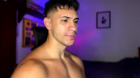 Snapshot of larry_jones chatting on February 28, 2:31 pm andrew online show from February 28, 2:31 pm