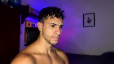 Snapshot of larry_jones chatting on March 12, 2:34 pm andrew online show from March 12, 2:34 pm