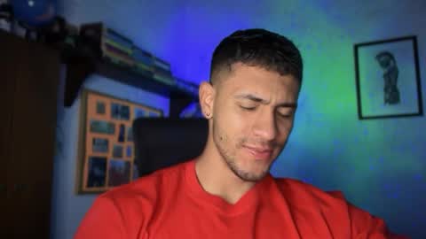 Snapshot of larry_jones chatting on September 19, 1:45 pm andrew online show from September 19, 1:45 pm