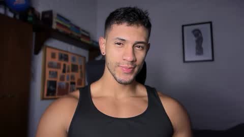 Snapshot of larry_jones chatting on September 20, 3:13 pm andrew online show from September 20, 3:13 pm