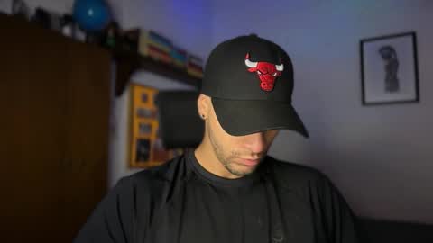 Snapshot of larry_jones chatting on October 17, 2:08 pm andrew online show from October 17, 2:08 pm