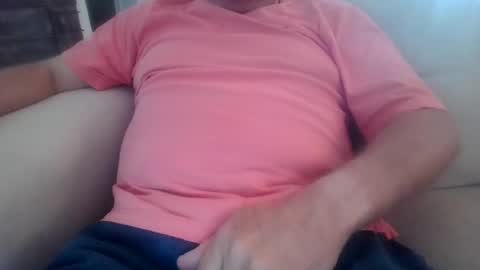 Snapshot of larryj007 chatting on July 21, 2:08 pm larryj007 online show from July 21, 2:08 pm
