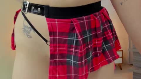  MIA  online show from September 18, 12:18 pm