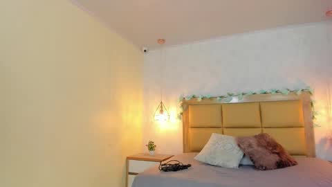  MIA  online show from January 17, 12:21 pm