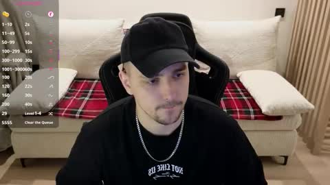 Lars online show from February 6, 7:39 pm