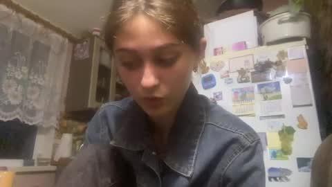 Snapshot of lashaundasalsa chatting on May 1, 5:28 pm Cherry online show from May 1, 5:28 pm