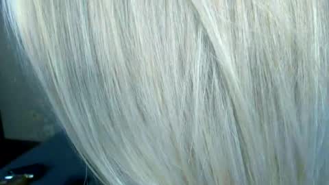 Snapshot of lasscherry18 chatting on December 4, 8:23 am LassCherry18 online show from December 4, 8:23 am