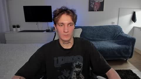 Snapshot of lastnight4you chatting on December 10, 4:27 pm acie online show from December 10, 4:27 pm