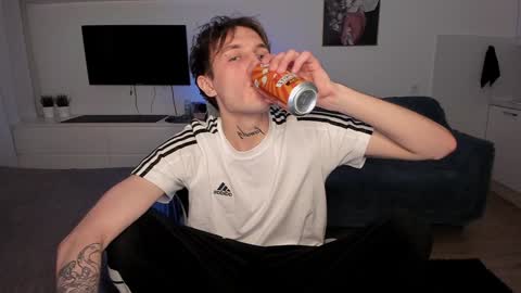 Snapshot of lastnight4you chatting on December 18, 7:30 pm acie online show from December 18, 7:30 pm