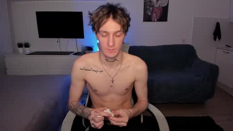 Snapshot of lastnight4you chatting on January 2, 5:03 am acie online show from January 2, 5:03 am