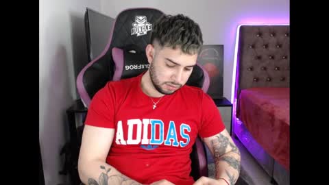 Snapshot of latam_ chatting on January 2, 6:50 am YOUR BABY online show from January 2, 6:50 am