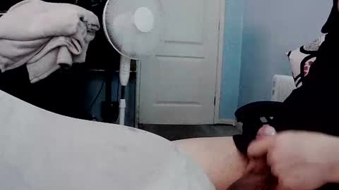 latexchris77 online show from June 27, 12:44 pm