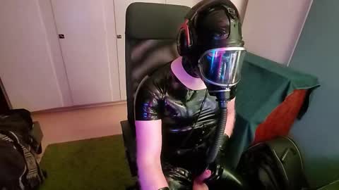Snapshot of latexviking003 chatting on March 8, 1:14 am latexviking003 online show from March 8, 1:14 am