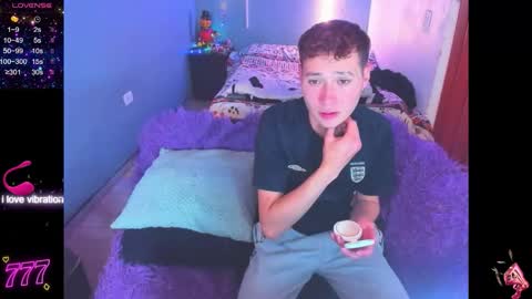 latin_boysxxx_ online show from February 9, 7:29 pm