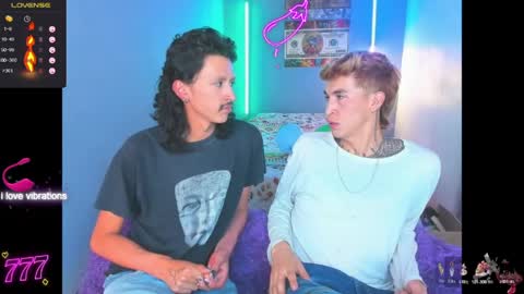 latin_boysxxx_ online show from April 11, 7:45 am