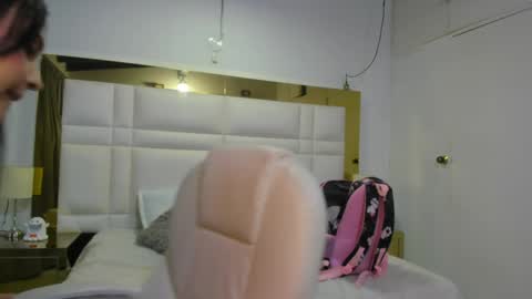 Johana y Santiago online show from May 3, 3:23 am