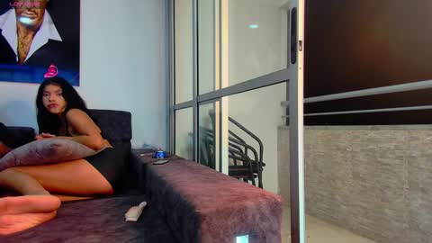 Snapshot of latin_couple77 chatting on January 25, 6:23 am Sara y Andy online show from January 25, 6:23 am