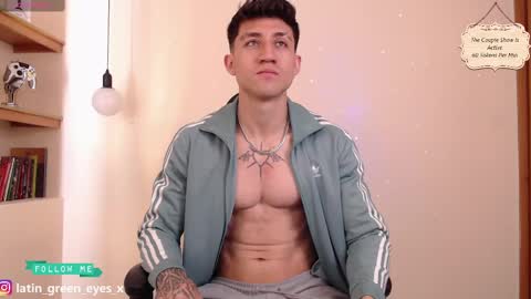 Snapshot of latin_green_eyes_ chatting on February 26, 1:52 pm latin_green_eyes_ online show from February 26, 1:52 pm