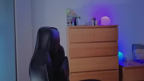  Free OF online show from October 6, 10:12 am