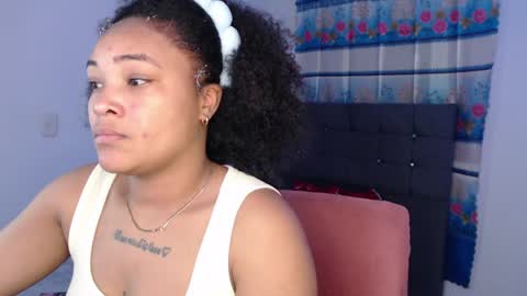 Snapshot of latin_rihanna_j chatting on June 17, 10:06 am karen online show from June 17, 10:06 am