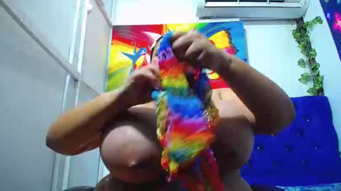 latina_bigboos12 online show from February 24, 5:05 am