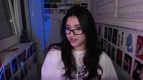 miiiiiiaaaa online show from February 7, 3:01 am