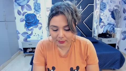 Snapshot of latinaholequeen chatting on September 15, 2:50 pm EMMA online show from September 15, 2:50 pm